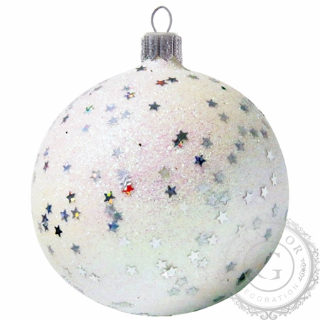 Boule de Noël blanche avec des étoiles argentées