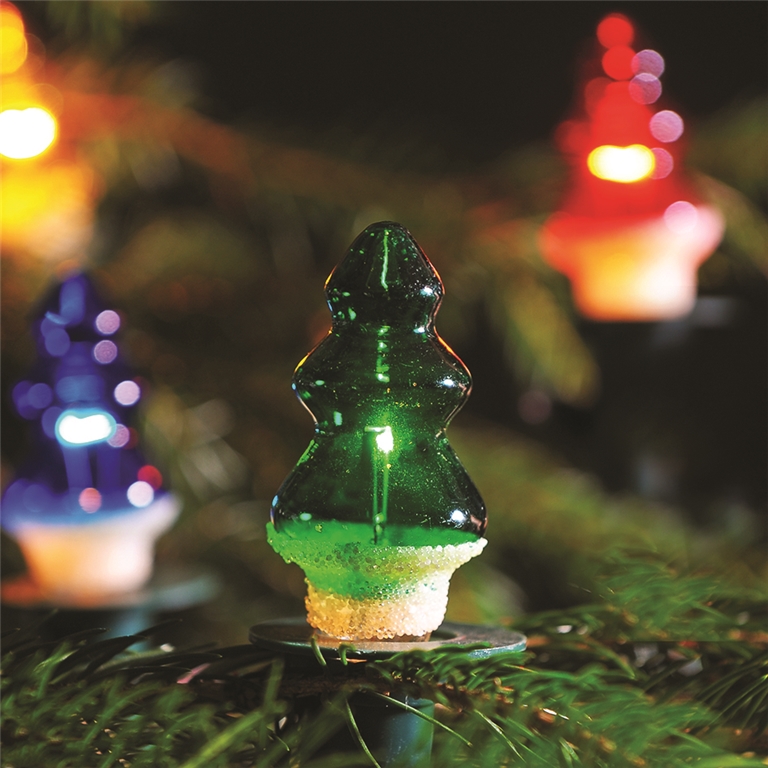 Lumieres colorés avec des ampoules en verre Sapins