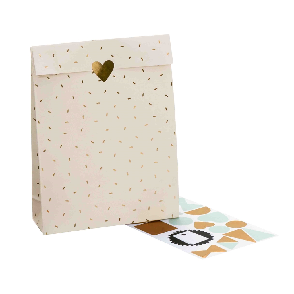 Set de sacs cadeaux beiges avec des autocollants