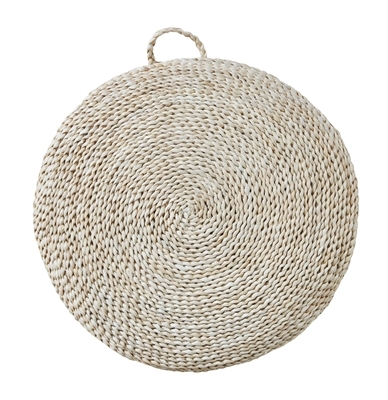 Coussin en jonc de mer tricoté