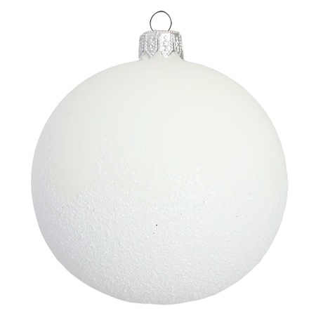 Boule de Noël blanche avec saupoudrage au-dessous