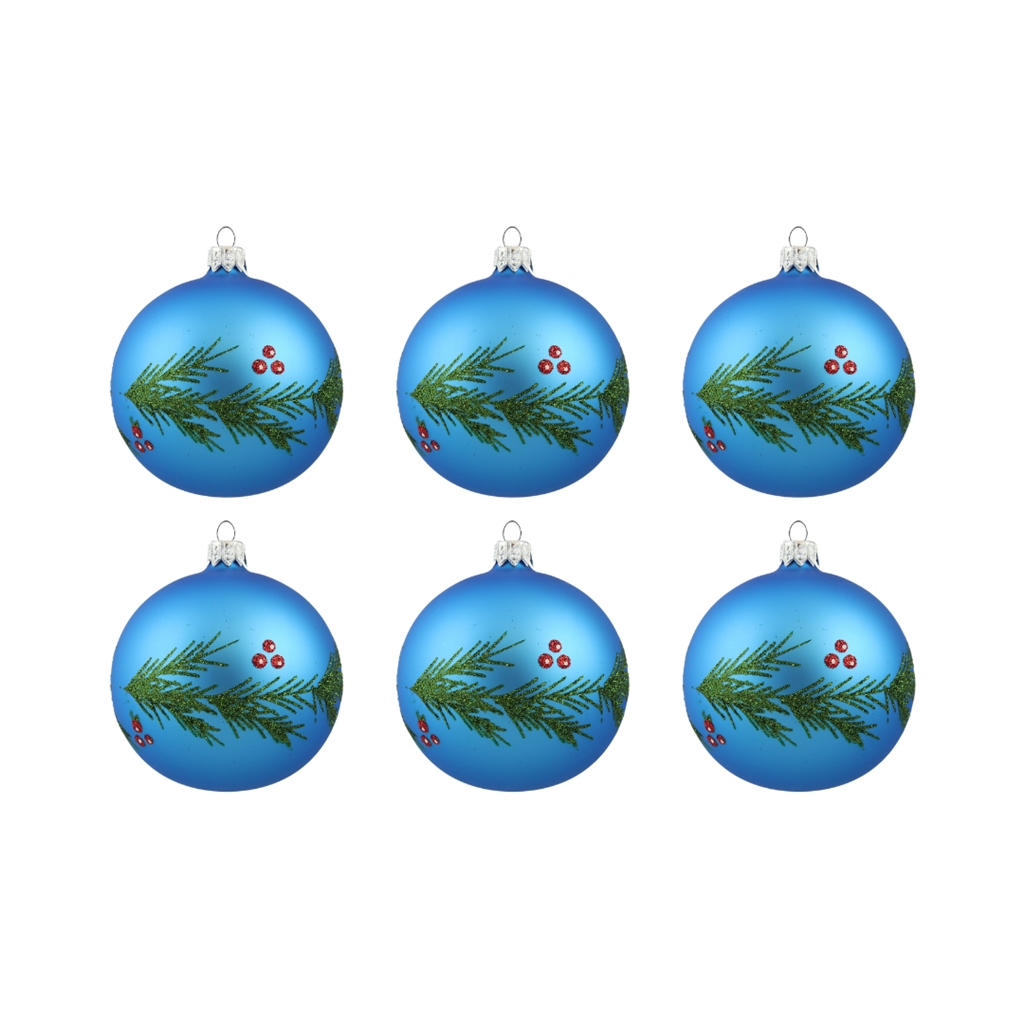 Set de boules de Noël bleues claires avec brindilles