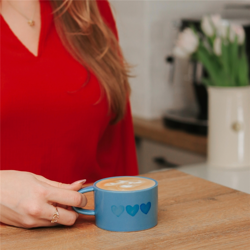 Tasse avec cœurs bleu Decor by Glassor