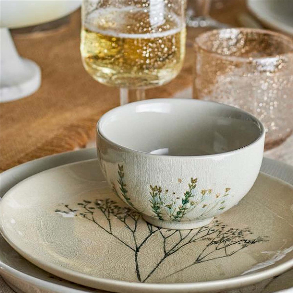 Bol avec décoration florale