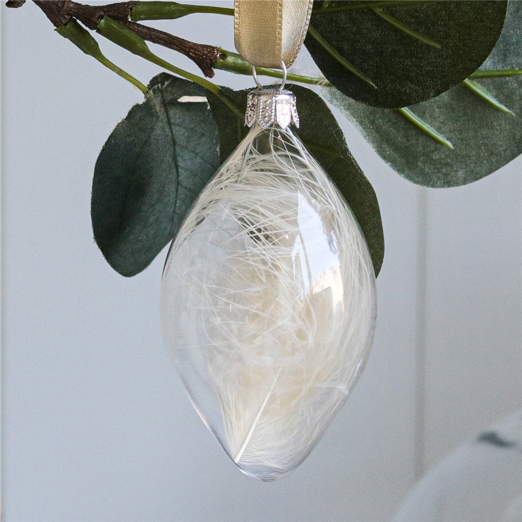 Kraslice avec plume beige clair