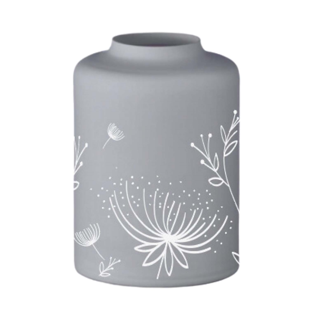 Vase gris avec décoration florale