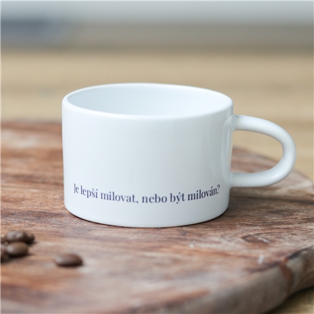Tasse de la fondation Be Charity « Vaut-il mieux aimer ou être aimé ? »