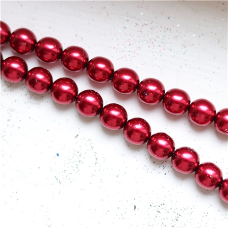 Chaîne en perles de verre rouges