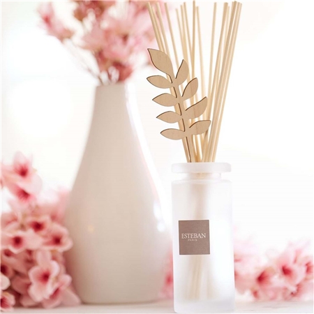 Diffuseur de bâtonnets de fleurs de cerisier