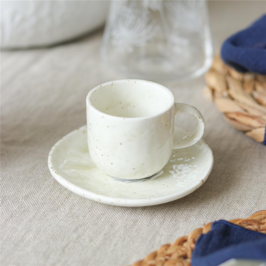 Tasse à moka structurée avec glaçage fin 90ml