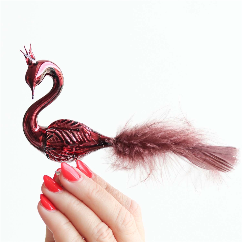 Cygne en couleur opale bordeaux avec couronne