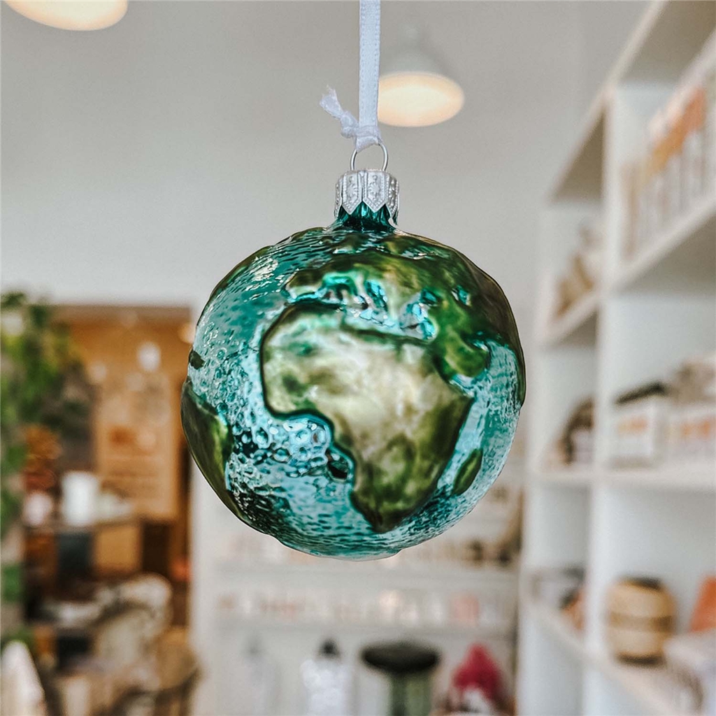 Planète Terre en verre