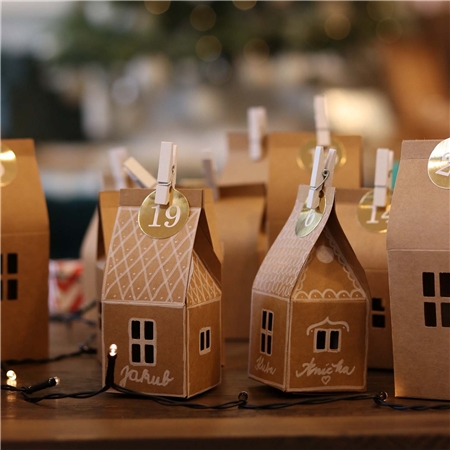 Calendrier de l'Avent 24 maisons